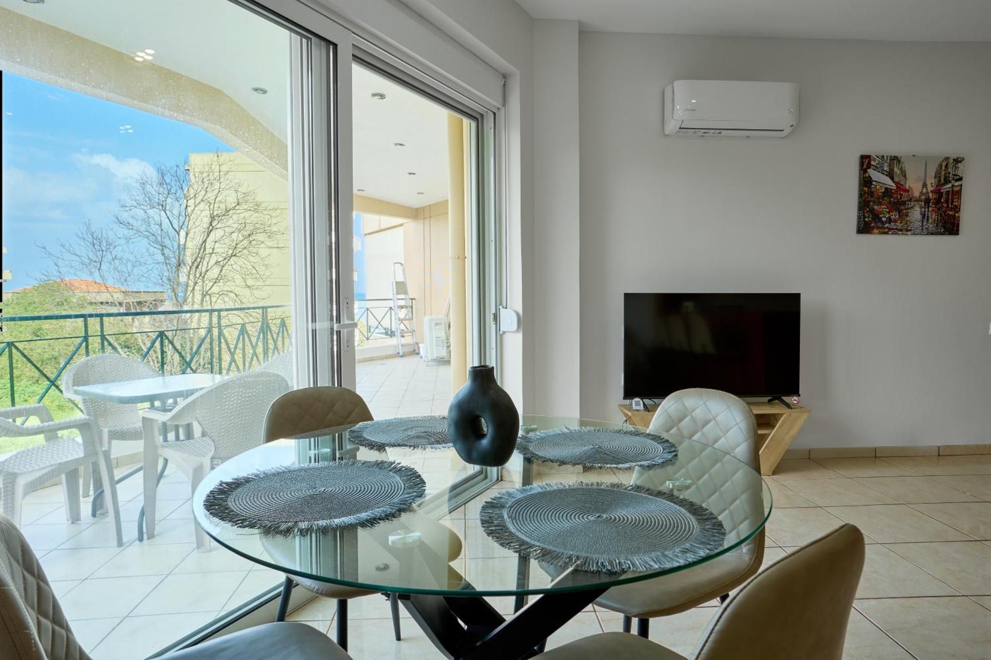 Chios Town Apartment - Heart Of Chios Town With 2 Minute Walk To The Beach Quios Exterior foto
